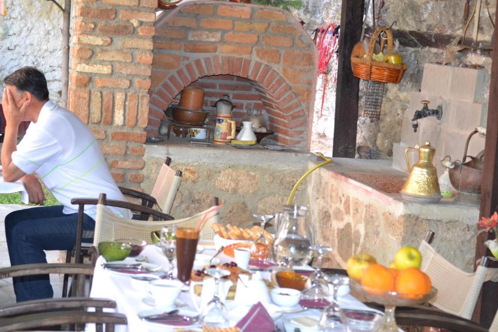 Hotel Hagiati Edesa