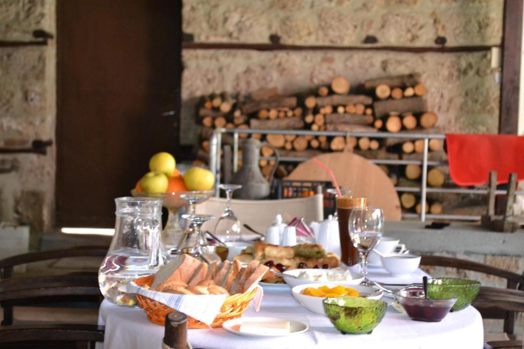 Hagiati Hotel
